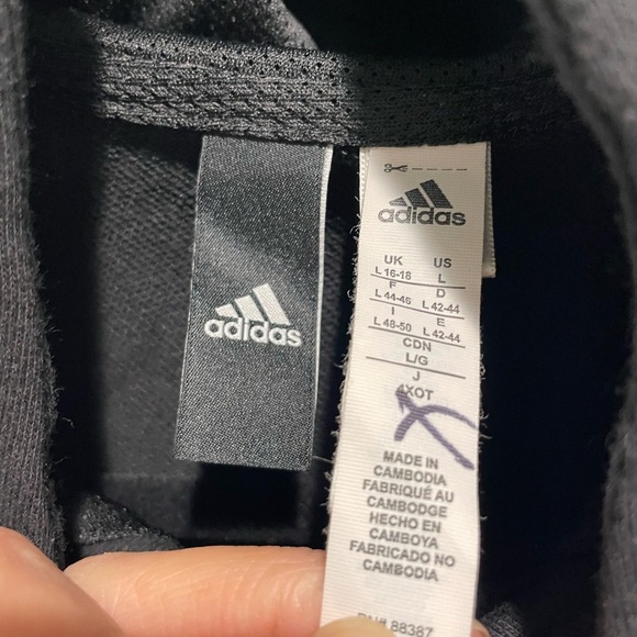 ADIDAS Black Sleeveless Cropped Hoodie - Picture 4 of 9